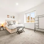 דירה Cosy And Bright 3-bedroom Flat *