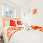 דירה Cosy And Bright 3-bedroom Flat *