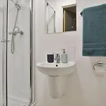 For Students Only - Bath Street In Appartamento