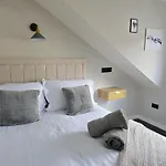 Warm & Cosy In