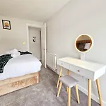 3-bed In * Glasgow