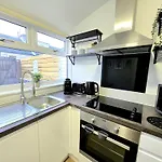 3-bed In * Glasgow