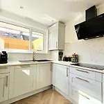 Newly Renovated Gem - Free Parking & Modern Comfort *