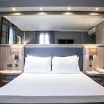 فندق هوليداي إن غلاسكو تياترلاند 4*