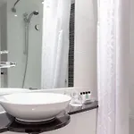 هوليداي إن غلاسكو تياترلاند فندق