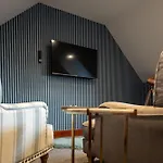 Barraston Farm 펜션 *