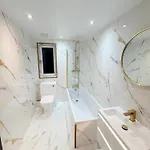 Stylish & Sleeps 7 - Free Parking - Walking Distance To & West End *