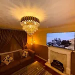 Likewise Modern Two Bedrooms For 4 In Area * غلاسغو