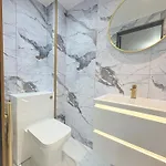 아파트 Stylish & Sleeps 7 - Free Parking - Walking Distance To & West End 글라스고