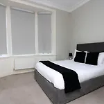 Dreamhouse St Vincent Street Apartmán *