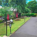 Number 10 Hotel 4*