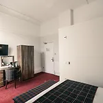 ホテル Royal West End 3*