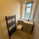 West End Traditional Flat With Free Parking Apartman