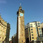 Tolbooth By Principal Lägenhet *