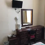 Smiths بيت ضيافة 3*