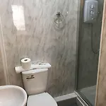 بيت ضيافة Smiths 3*