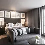 Dakota Hotell 5*