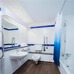 Travelodge Paisley Road גלאזגו