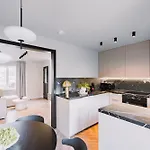 Jw Executive Aparthouse 2 Prázdninový dům *