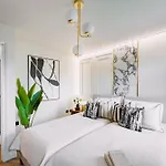 Prázdninový dům Jw Executive Aparthouse 2