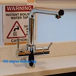 דירה Newly Renovated West End *