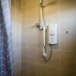 2-bedroom Away From In Glasgows' East End With Free Parking *