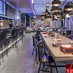 Moxy Merchant 酒店
