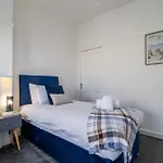 Apartment Bella House - 3 Bed House In