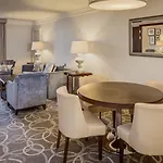 Grosvenor 4*