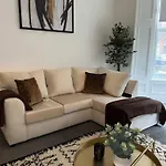 2br Flat West End Near Kelvingrove And Centre