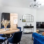 Appartamento Cosy 3 Bed Flat In Kings Park *