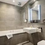 Hotel The Wellington By Adina