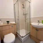 Stylish With Free Parking Near Town * Glasgow