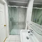 Sandyford 3* Glasgow