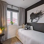 Semesterbostad Sleepluxury Aparthouse