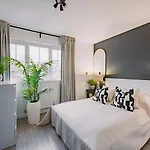 Semesterbostad Sleepluxury Aparthouse