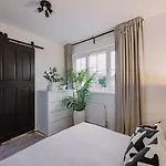 Sleepluxury Aparthouse Glasgow