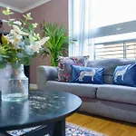 5 Bed Finnieston Skyhigh Duplex With Parking *