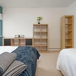 アパート 5 Bed Finnieston Skyhigh Duplex With Parking