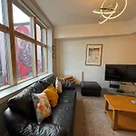 Principal - Merchant 아파트