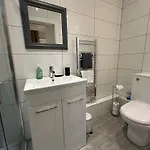 Principal - West End * Glasgow