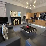 Principal - West End Glasgow