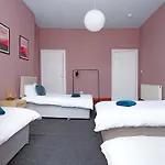 Family And Group 2br By Park Sleeps 7 Daire Glasgow