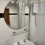 Happy בית אירוח