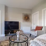 Pinkerton House - 3 Bed Rutherglen Holiday home Glasgow