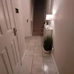 Stylish, Modern 3 Bedroom House, Free Parking X 2 Glasgow