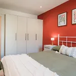 Holiday home Henderson House - West End 3 Bedroom Family