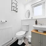 בית נופש Urban Elegance - Spacious 5-bed In