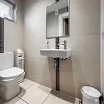 4 - Uk51264 Apartman