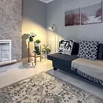 Quite And New House, Commore Drive Apartmán Glasgow